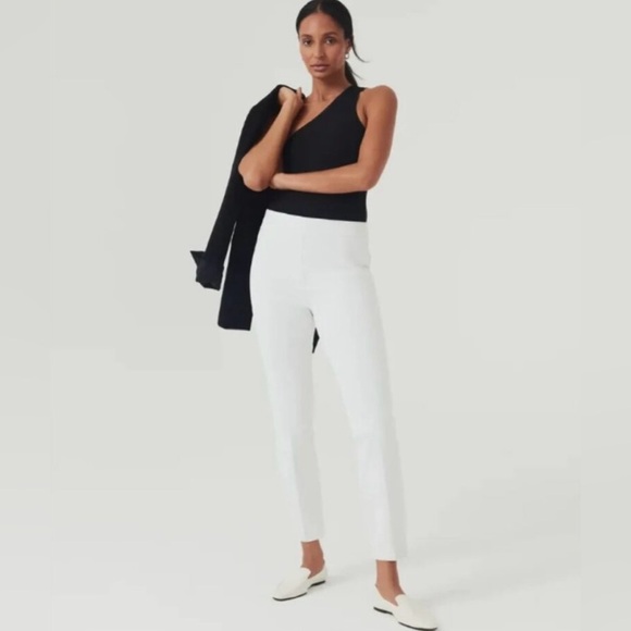 SPANX Slim Straight Pull On Pant Classic White Size Large NWT - Picture 1 of 14